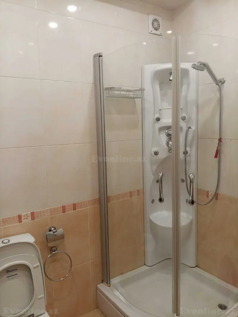 Kirayə verilir 3 otaqlı Mənzil Yeni tikili 200 m² 28 May m. - şəkil 11