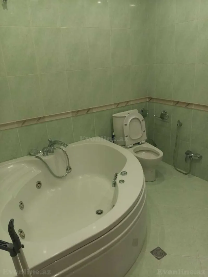 Kirayə verilir 3 otaqlı Mənzil Yeni tikili 200 m² 28 May m. - şəkil 13