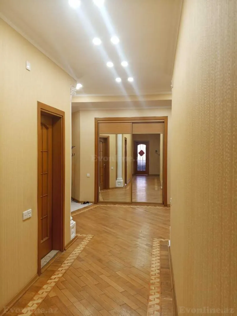 Kirayə verilir 3 otaqlı Mənzil Yeni tikili 200 m² 28 May m. - şəkil 21