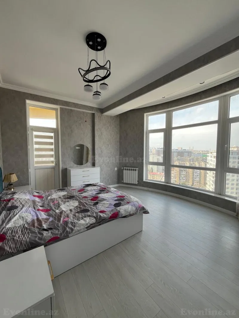 Satılır 3 otaqlı Mənzil Yeni tikili 122 m² Azadlıq prospekti m. - şəkil 5