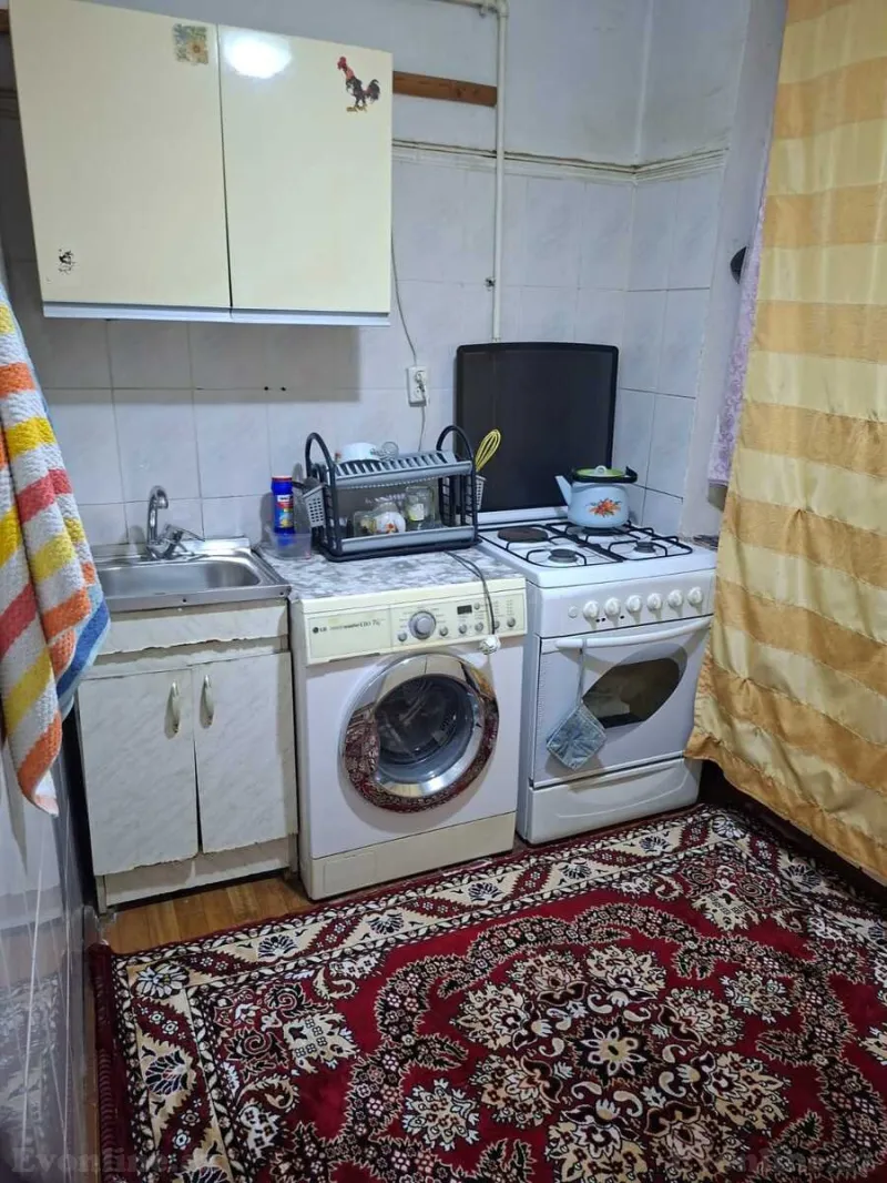 Kirayə verilir 2 otaqlı Mənzil Köhnə tikili 65 m² Neftçilər m. - şəkil 7