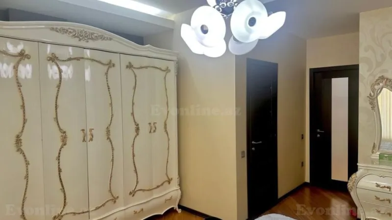 Satılır 3 otaqlı Mənzil Yeni tikili 170 m² Xətai r. - şəkil 19