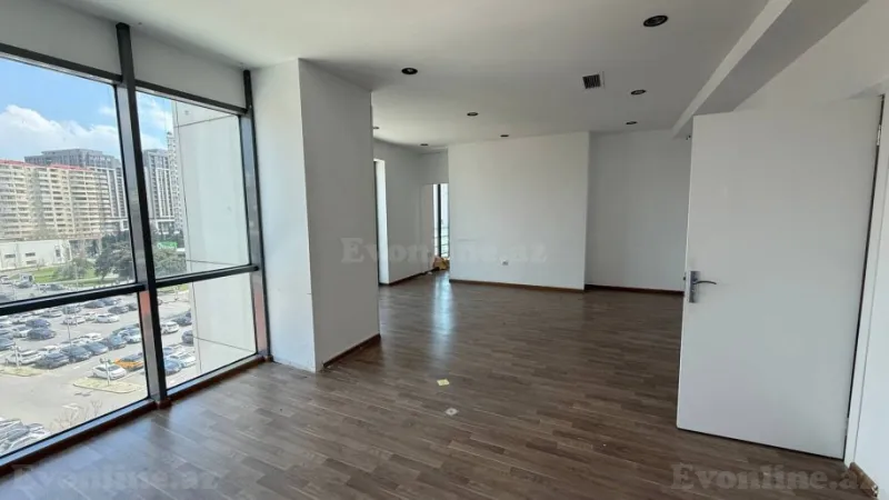 Kirayə verilir Ofis 190 m² Xətai m. - şəkil 6