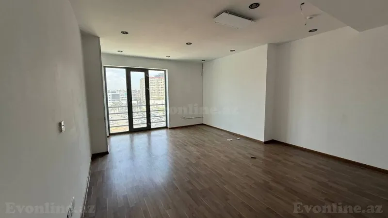Kirayə verilir Ofis 190 m² Xətai m. - şəkil 8