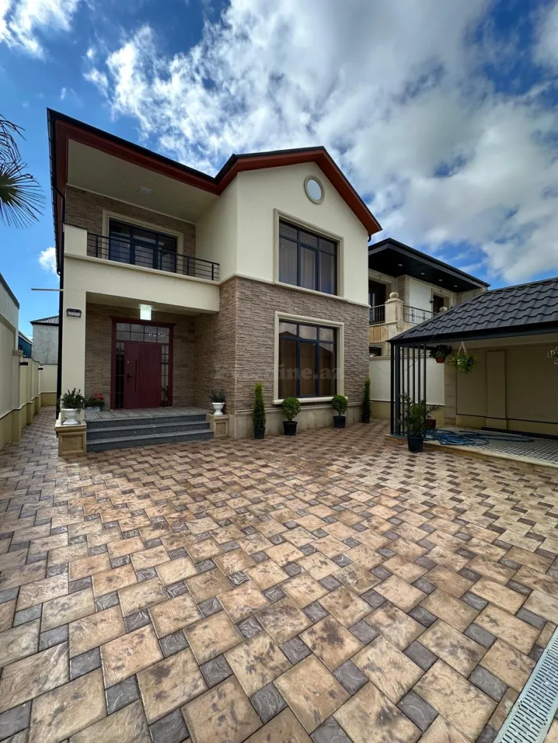 5 otaqlı Həyət evi 216 m² Məhəmmədi Satılır