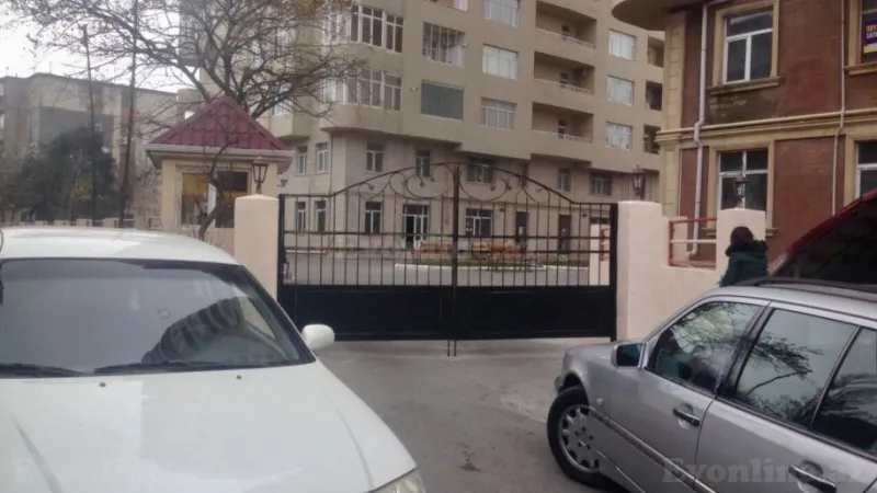 Kirayə verilir 3 otaqlı Mənzil Yeni tikili 154 m² Nizami r. - şəkil 13