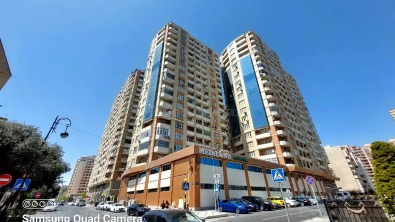 Kirayə verilir 2 otaqlı Mənzil Yeni tikili 102 m² Xətai m.