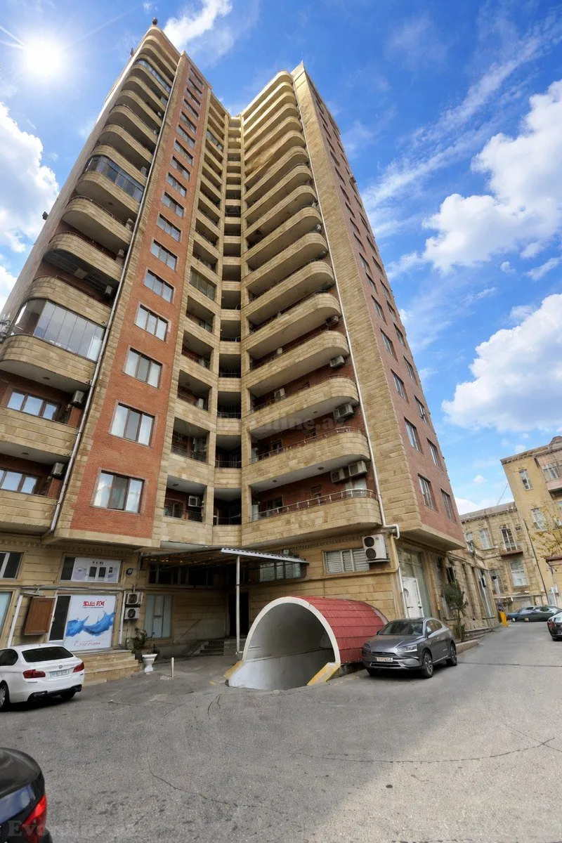 Satılır 3 otaqlı Mənzil Yeni tikili 90 m² Nizami m.