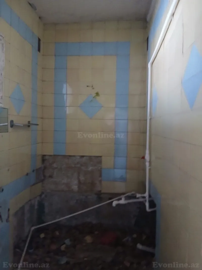 Satılır 2 otaqlı Mənzil Köhnə tikili 65 m² Həzi Aslanov - şəkil 2