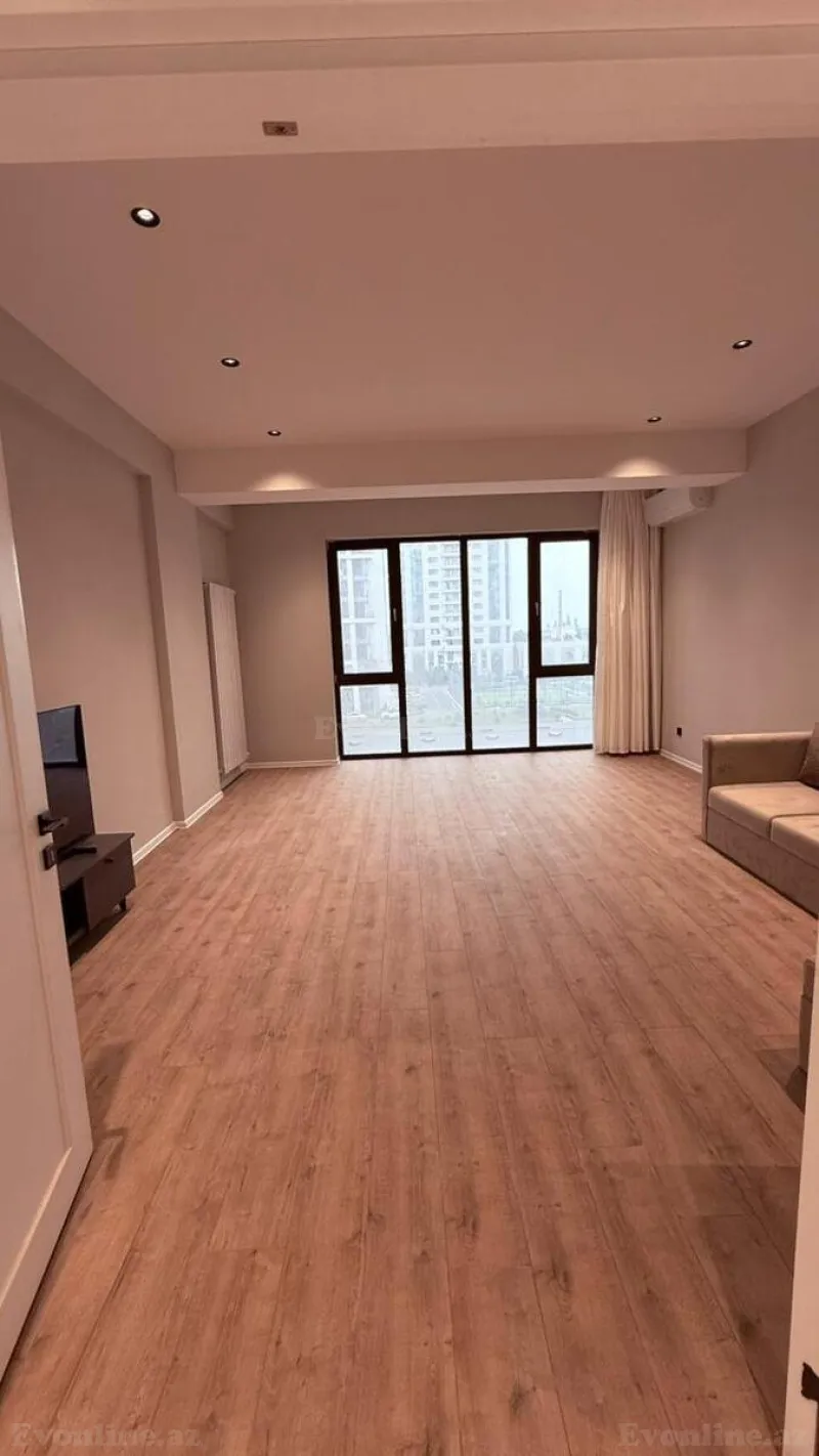 Satılır 3 otaqlı Mənzil Yeni tikili 147 m² Koroğlu m. - şəkil 2