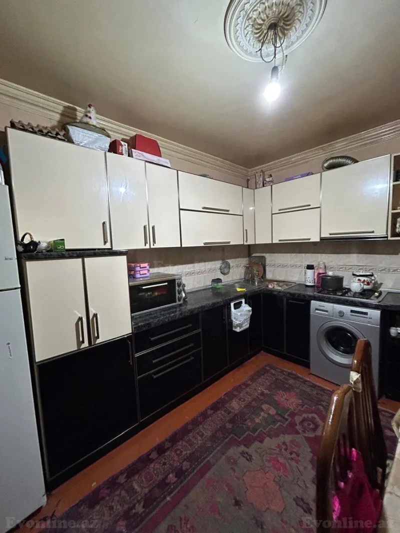 Satılır 2 otaqlı Mənzil Köhnə tikili 58 m² Əhmədli