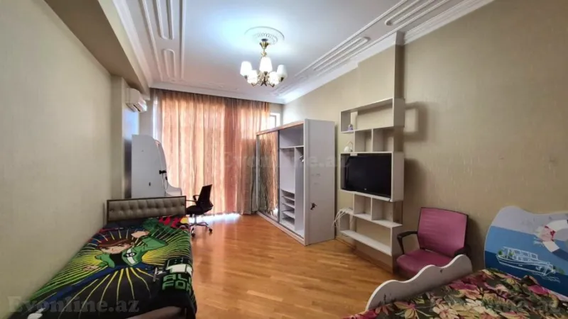 Satılır 3 otaqlı Mənzil Yeni tikili 145 m² 28 May m. - şəkil 9
