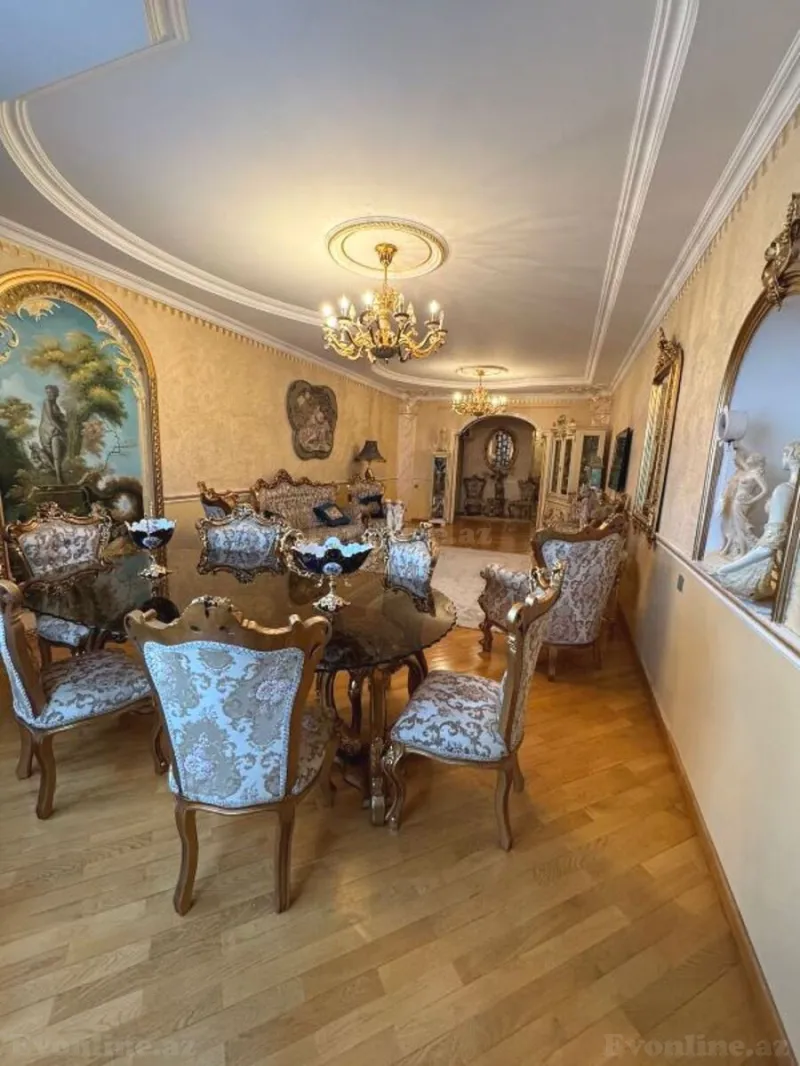 Satılır 4 otaqlı Mənzil Yeni tikili 185 m² Elmlər Akademiyası m. - şəkil 2