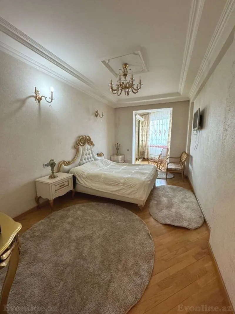 Satılır 4 otaqlı Mənzil Yeni tikili 185 m² Elmlər Akademiyası m. - şəkil 5