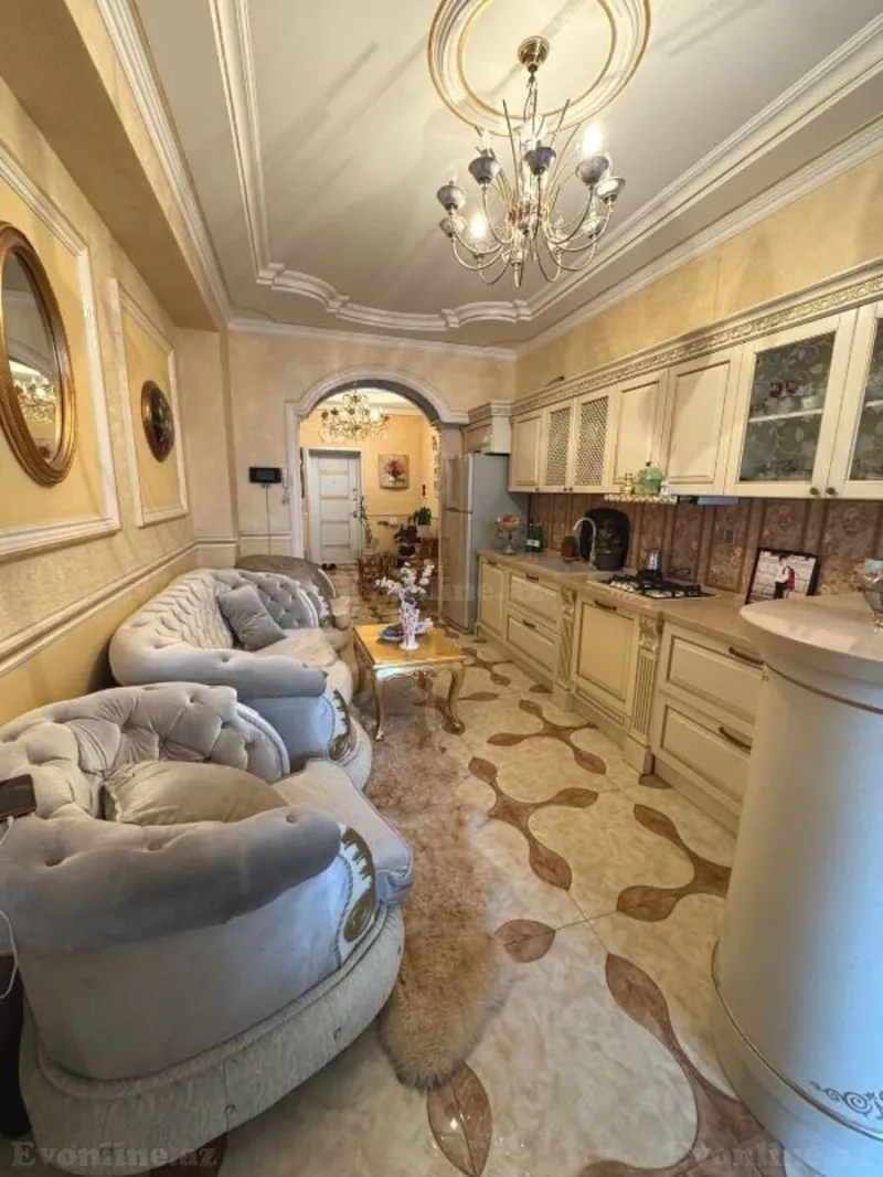 Satılır 4 otaqlı Mənzil Yeni tikili 185 m² Elmlər Akademiyası m. - şəkil 11