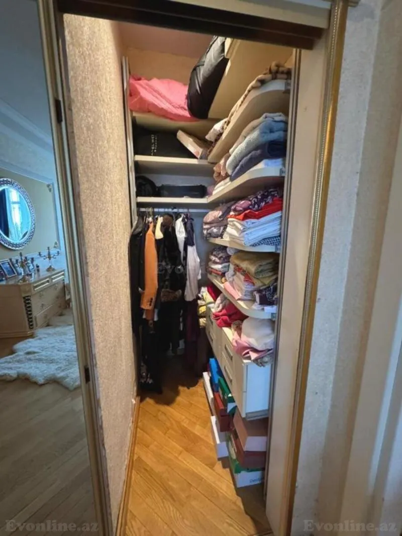 Satılır 4 otaqlı Mənzil Yeni tikili 185 m² Elmlər Akademiyası m. - şəkil 15