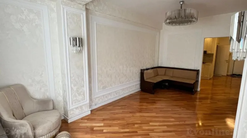 Satılır 2 otaqlı Mənzil Yeni tikili 70 m² Qara Qarayev m. - şəkil 2