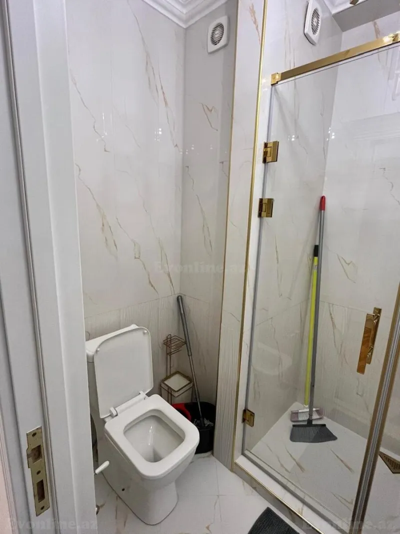 Satılır 2 otaqlı Mənzil Yeni tikili 70 m² Qara Qarayev m. - şəkil 8