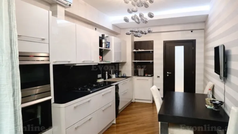 Satılır 3 otaqlı Mənzil Yeni tikili 170 m² Nərimanov r. - şəkil 8