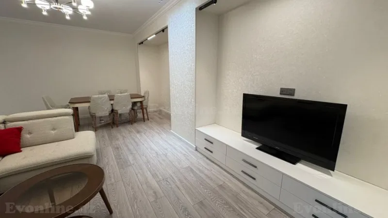 Kirayə verilir 3 otaqlı Mənzil Yeni tikili 148 m² 8 Noyabr m. - şəkil 7