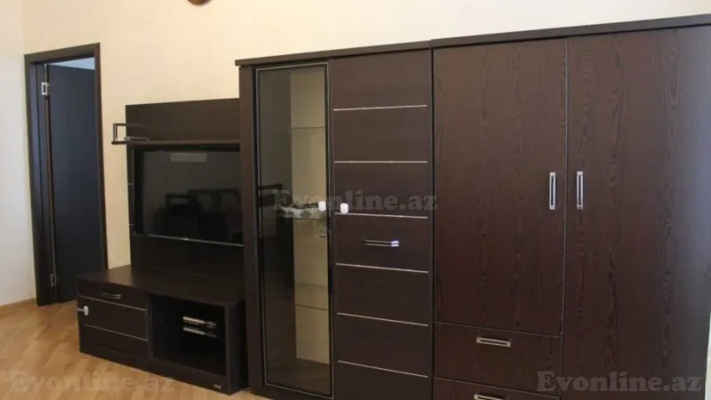 Kirayə verilir 2 otaqlı Mənzil Köhnə tikili 55 m² Sahil m. - şəkil 8