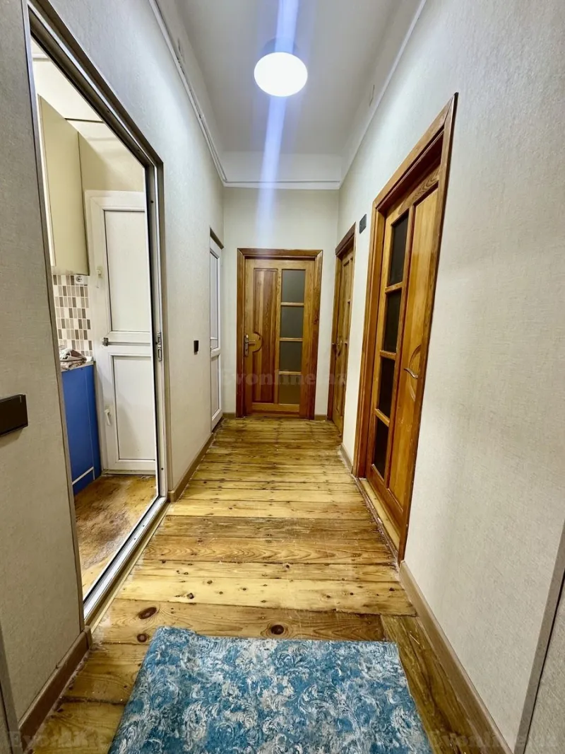 Kirayə verilir 3 otaqlı Mənzil Köhnə tikili 65 m² 8-ci kilometr