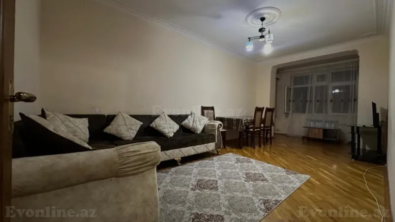 Satılır 3 otaqlı Mənzil Köhnə tikili 80 m² 8-ci kilometr
