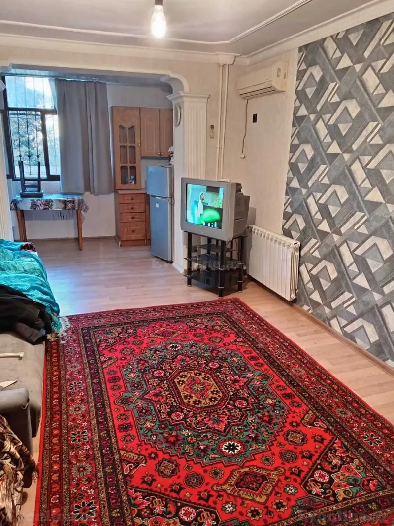 Kirayə verilir 2 otaqlı Mənzil Köhnə tikili 50 m² Gənclik m. - şəkil 2