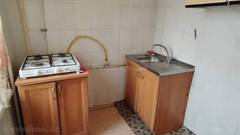 Satılır 2 otaqlı Mənzil Köhnə tikili 60 m² Qara Qarayev m. - şəkil 9