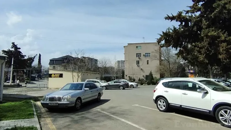 Satılır 2 otaqlı Mənzil Köhnə tikili 60 m² Qara Qarayev m. - şəkil 14