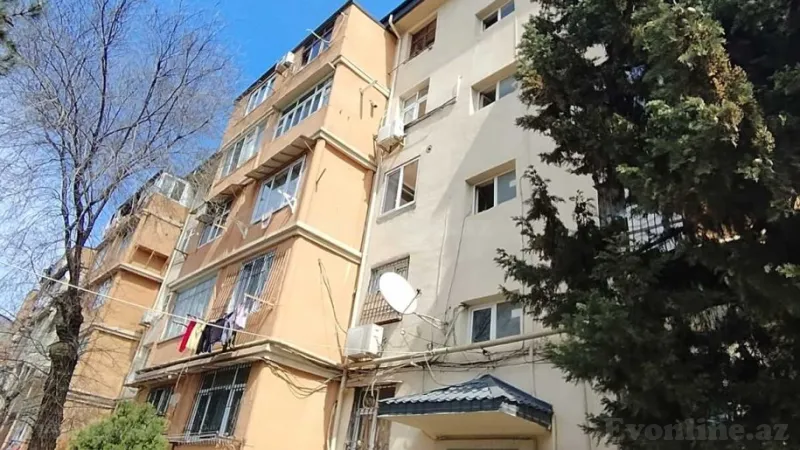 Satılır 2 otaqlı Mənzil Köhnə tikili 60 m² Qara Qarayev m. - şəkil 28