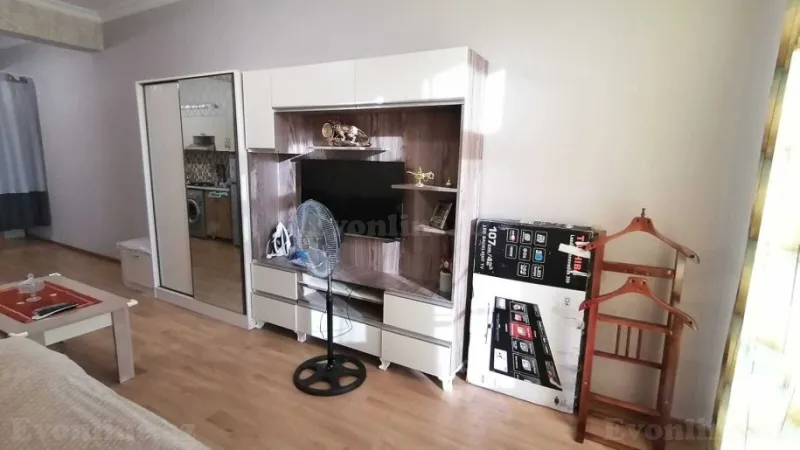 Kirayə verilir 1 otaqlı Mənzil Yeni tikili 45 m² 28 May m. - şəkil 2