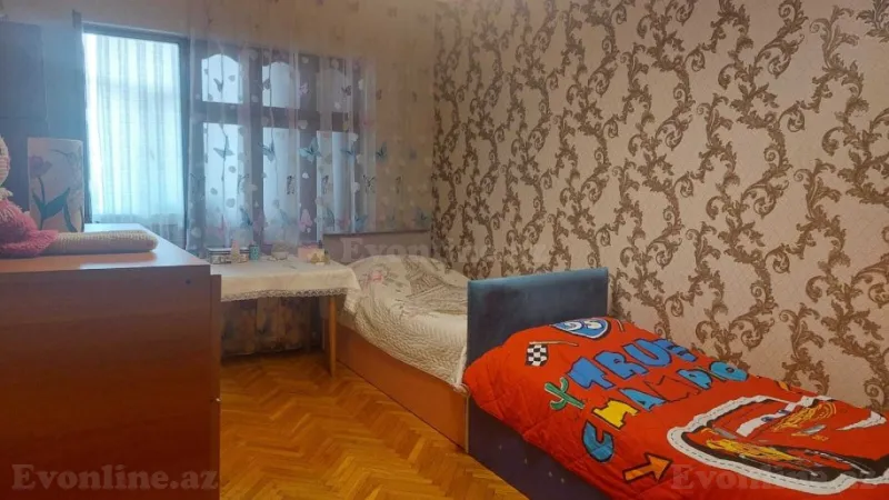 Satılır 3 otaqlı Mənzil Köhnə tikili 85 m² Memar Əcəmi m. - şəkil 3