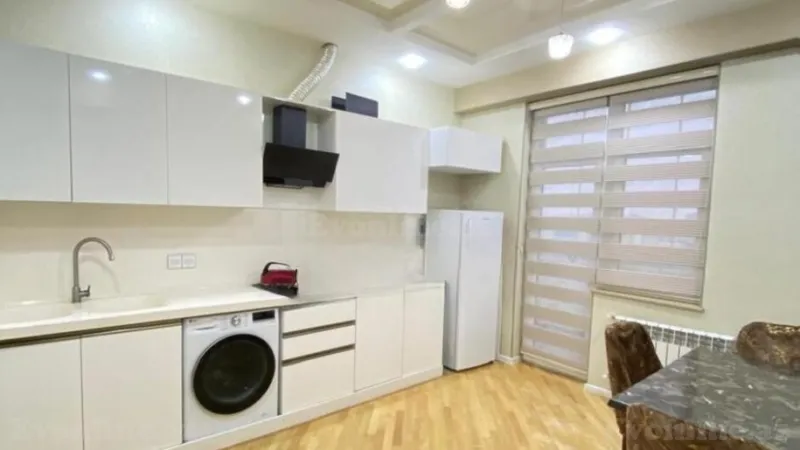 Kirayə verilir 3 otaqlı Mənzil Yeni tikili 154 m² Neftçilər m. - şəkil 10