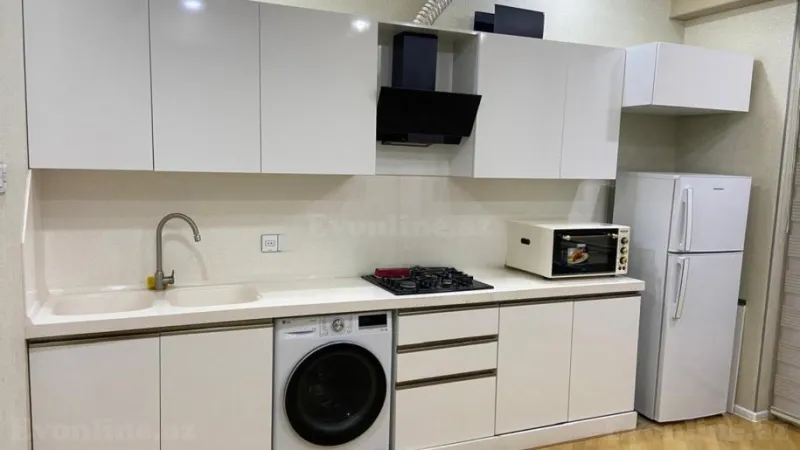 Kirayə verilir 3 otaqlı Mənzil Yeni tikili 154 m² Neftçilər m. - şəkil 11