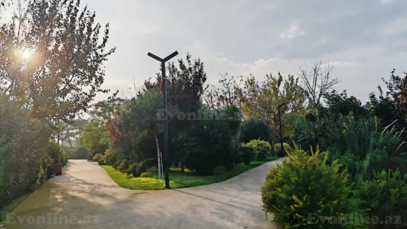 Satılır 2 otaqlı Mənzil Köhnə tikili 65 m² 20 Yanvar m. - şəkil 2