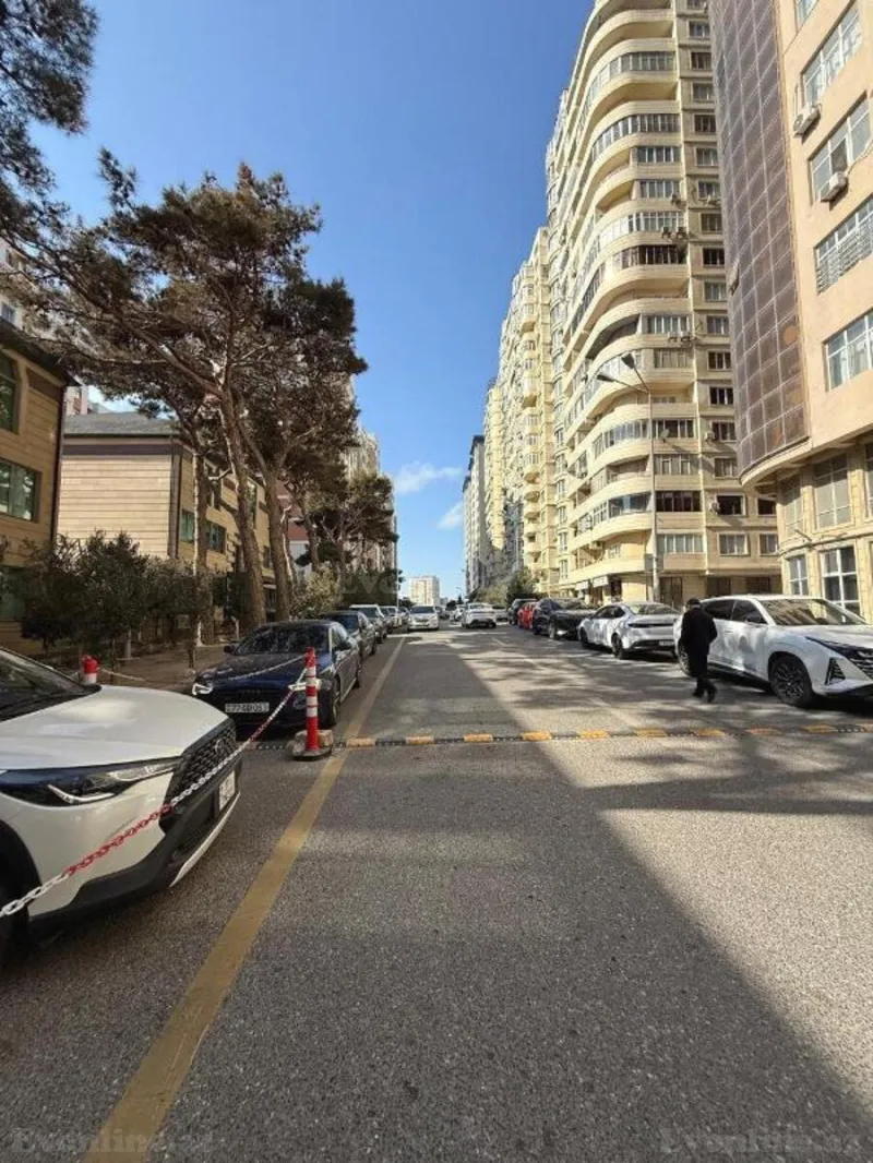 Kirayə verilir 3 otaqlı Mənzil Yeni tikili 162 m² 8 Noyabr m. - şəkil 2