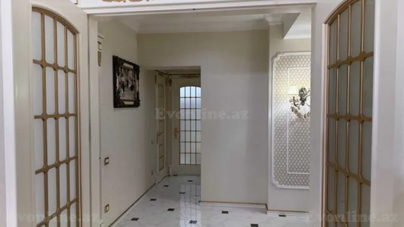 Satılır 4 otaqlı Mənzil Yeni tikili 180 m² Nəsimi r. - şəkil 4