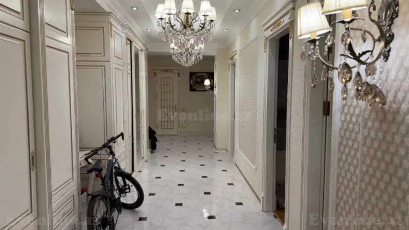 Satılır 4 otaqlı Mənzil Yeni tikili 180 m² Nəsimi r. - şəkil 18