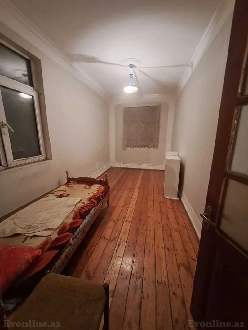 Satılır 2 otaqlı Mənzil Köhnə tikili 55 m² 2-ci mikrorayon - şəkil 2