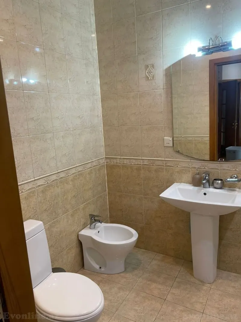 Satılır 3 otaqlı Mənzil Yeni tikili 133 m² Nizami m. - şəkil 5