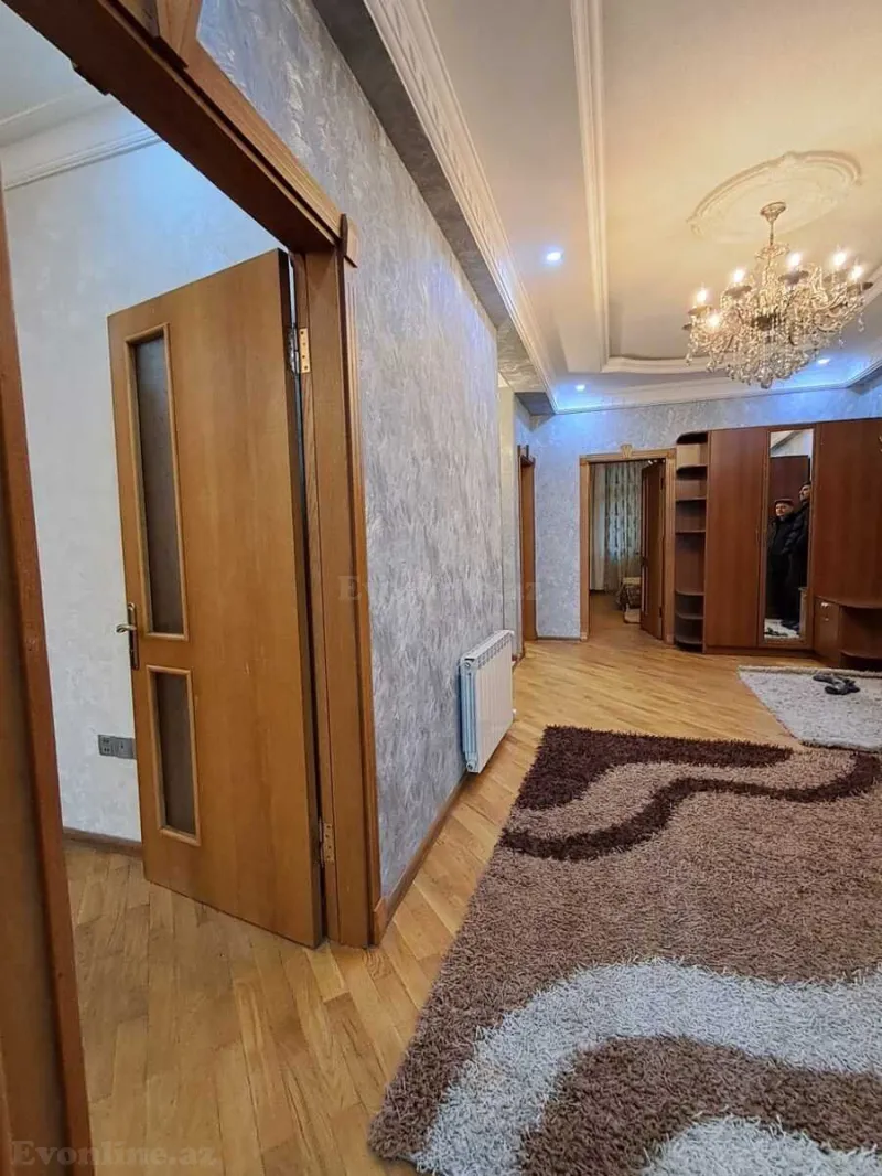 Satılır 3 otaqlı Mənzil Yeni tikili 130 m² 8 Noyabr m. - şəkil 10