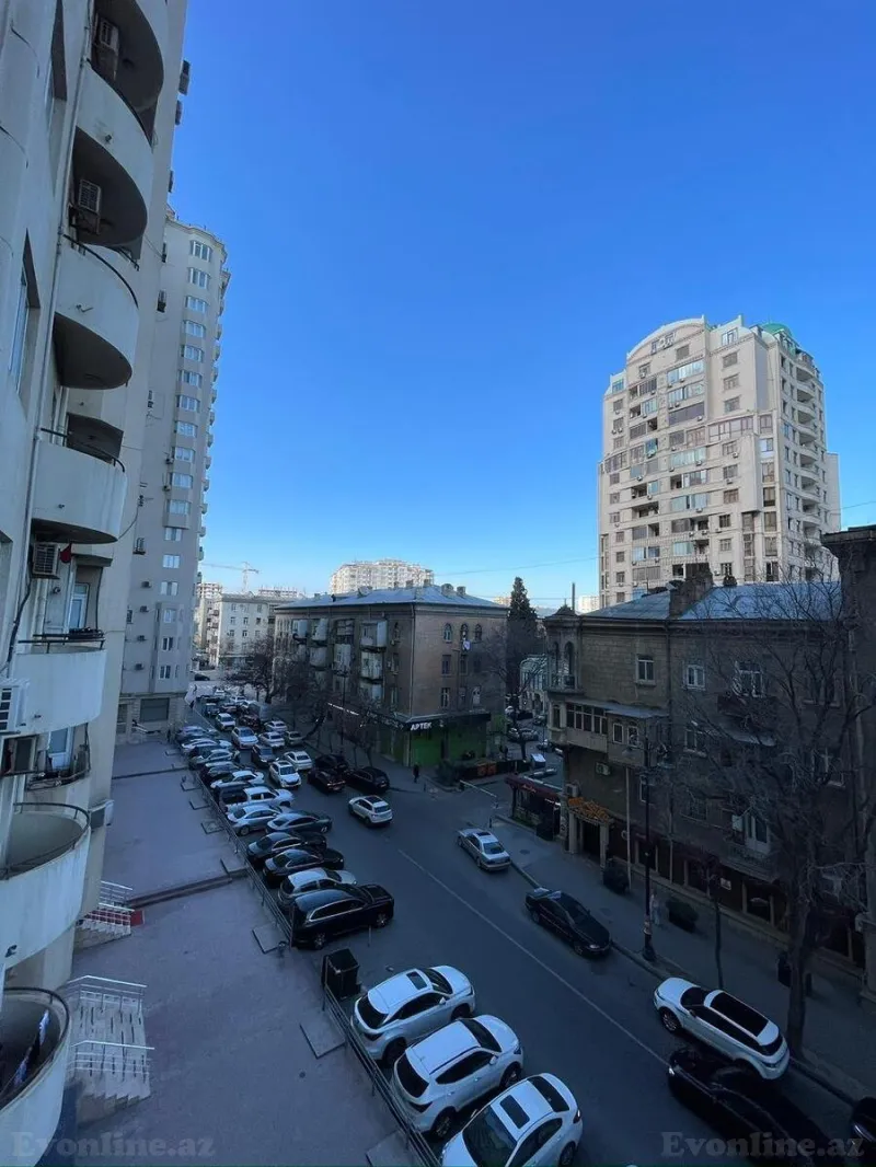 Satılır 4 otaqlı Mənzil Yeni tikili 170 m² Nəriman Nərimanov m. - şəkil 2