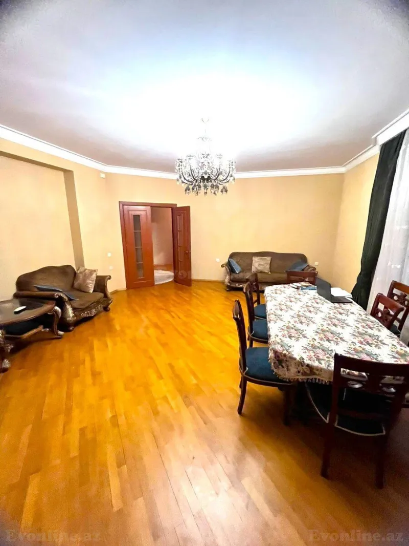 Satılır 4 otaqlı Mənzil Yeni tikili 210 m² 28 May m. - şəkil 4