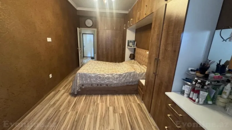 Satılır 2 otaqlı Mənzil Yeni tikili 70 m² Qara Qarayev m. - şəkil 4