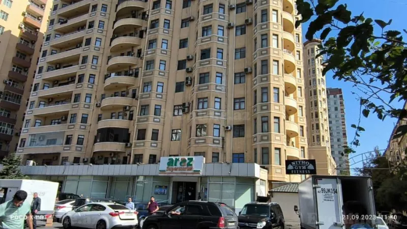 Satılır 4 otaqlı Mənzil Yeni tikili 200 m² Nəsimi r.