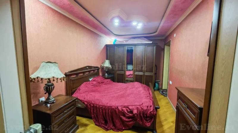 Satılır 3 otaqlı Mənzil Köhnə tikili 70 m² Gənclik m. - şəkil 4