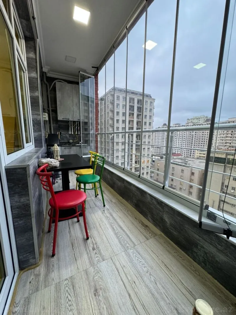 Satılır 3 otaqlı Mənzil Yeni tikili 185 m² Nəsimi r. - şəkil 17