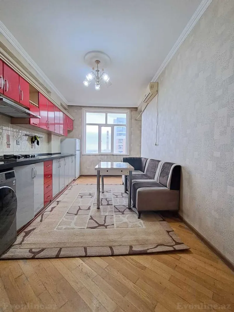 Satılır 3 otaqlı Mənzil Yeni tikili 130 m² 8 Noyabr m. - şəkil 6