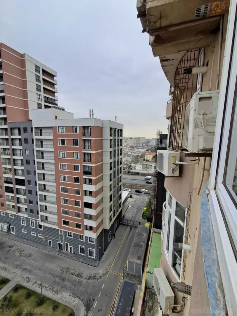 Satılır 3 otaqlı Mənzil Yeni tikili 130 m² 8 Noyabr m. - şəkil 7